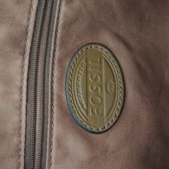 Fossil Brown Leather Crossbody Bag with Silver Hardware - Picture 3 of 7